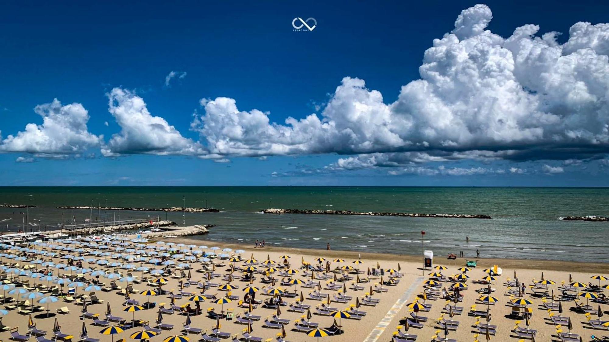 Hotel Acquamarina Viserba Rimini Exterior photo